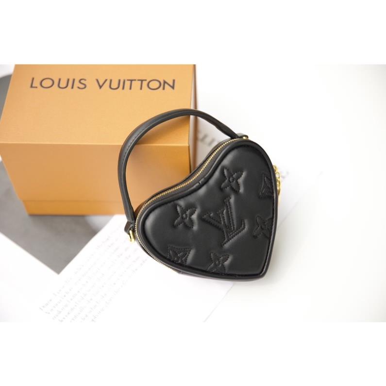 Túi Xách LV Trái Tim Trắng Đen Hồng Size 15  -  By Willow.luxury