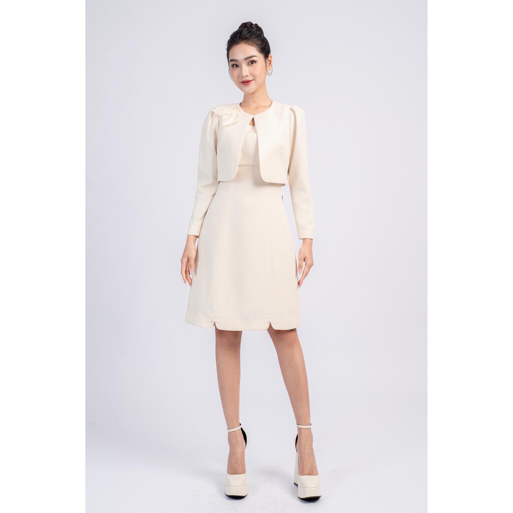 Set bộ đầm hai dây, áo khoác đính hoa MMOutfit SBK0722143