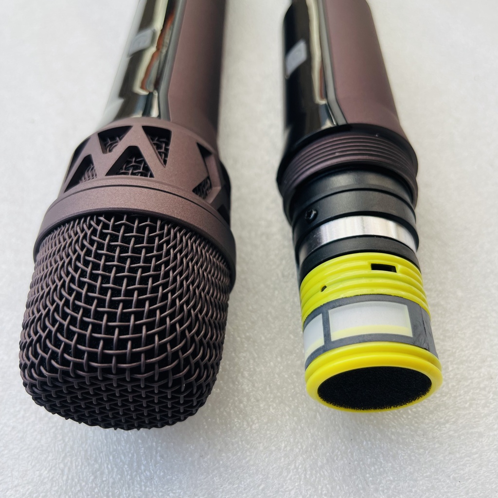 MICRO UGX KIM LOẠI CỦ K8 CHỐNG HÚ TỐT 2 MÀU SẮC TIẾNG HÁT SÁNG , MƯỢT - 432VIETNAM