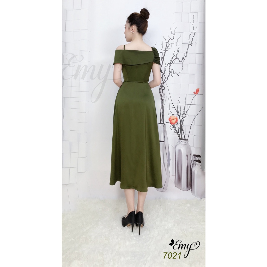 Đầm EMY EM7021 Xoè Cổ Bẹt Vai 2 Dây