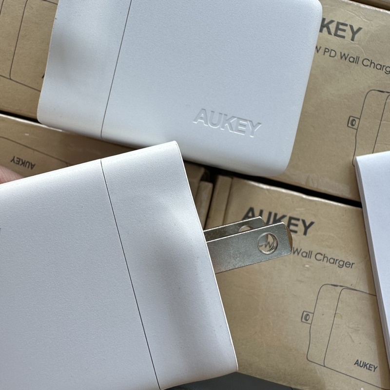 Củ Sạc Aukey PA Y21 PD 30W Chân Dẹt US