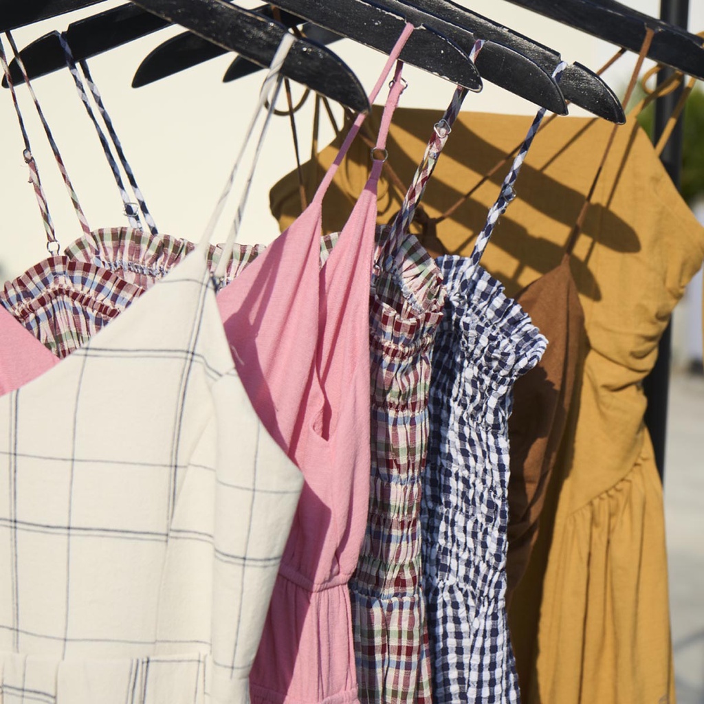 Đầm dây midi mocking thân trên xoè 3 tầng thời trang GAGO hoạ tiết caro xanh đen GG4287 GG4260