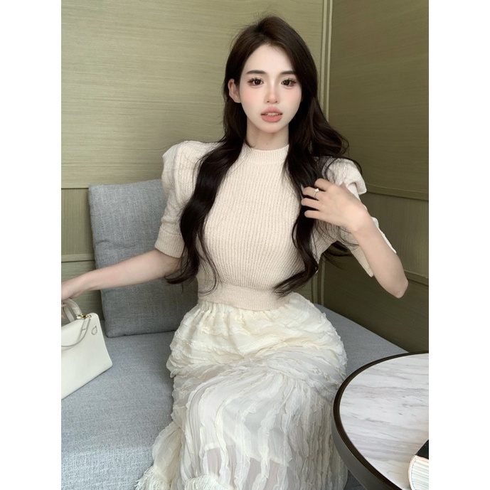 Set áo len cộc tay YIMI kèm chân váy xòe dài tua rua