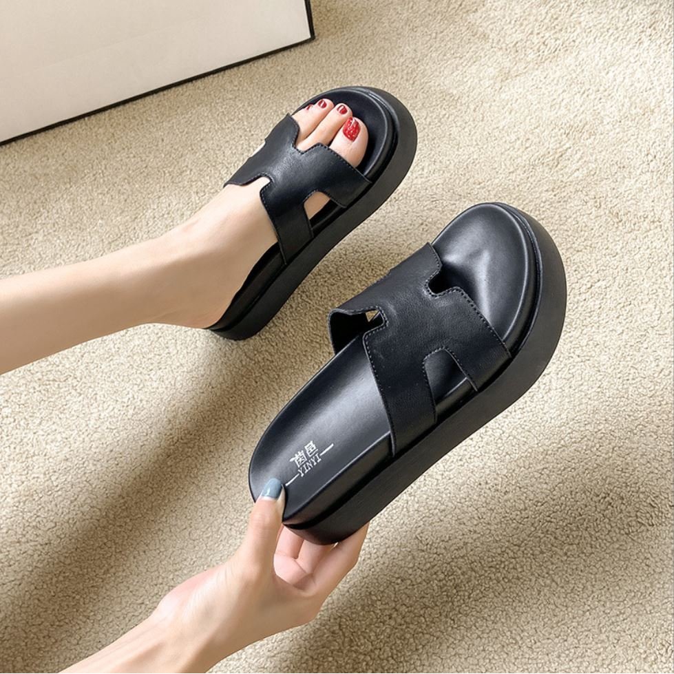 Dép Quai Ngang Nữ Chứ H Đế Bánh Mì Cao 4cm