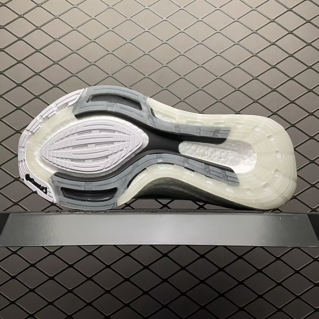 Giày Thể Thao adidas Ultra Boost UB21 FY0556 36-45 Thời Trang