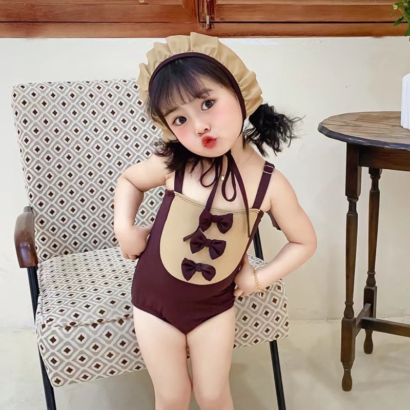 Bộ đồ bơi liền thân xinh yêu cho bé tặng kèm mũ.