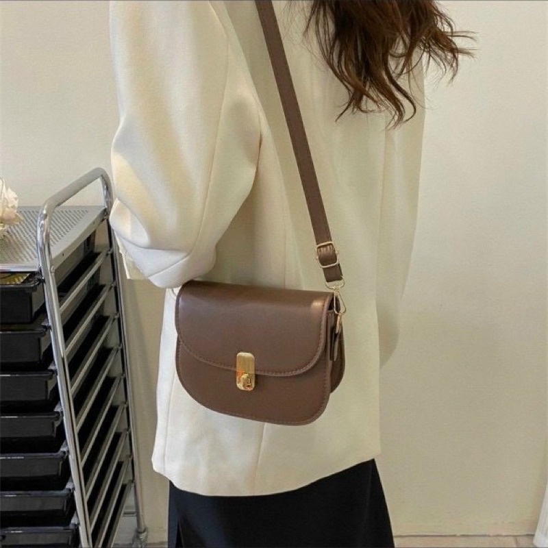 Túi xách nữ đeo chéo da trơn đi chơi giá rẻ thời trang Hàn Quốc MS43