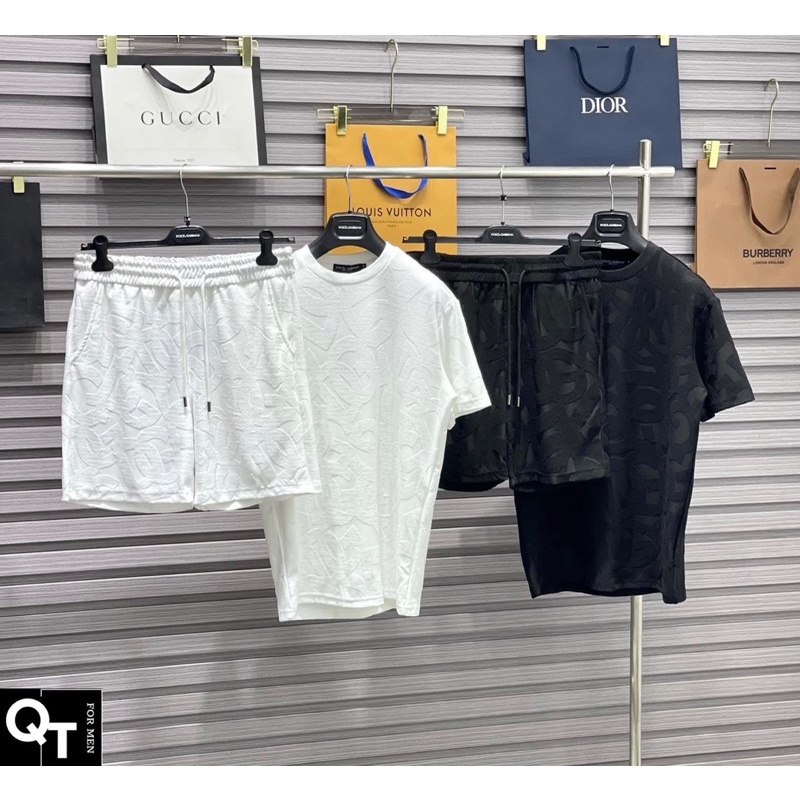 (FRISHIP) MÂU đồ bộ quần đùi áo ngắn hàng mới dập bân nổi GUCCI thêu chữ nhung hai màu đen trắng mâu mới hótnhất 2023