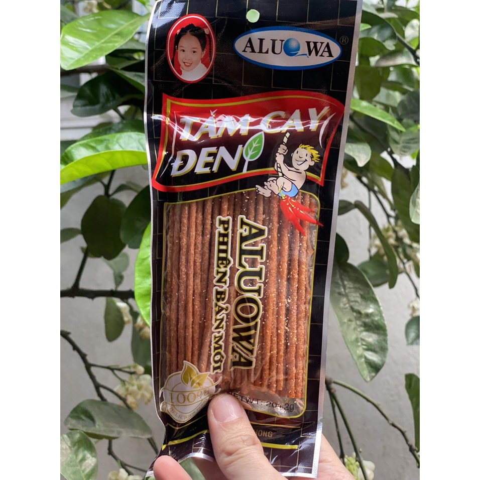 Sỉ bịch Tăm cay đen Aluowa 50 gói