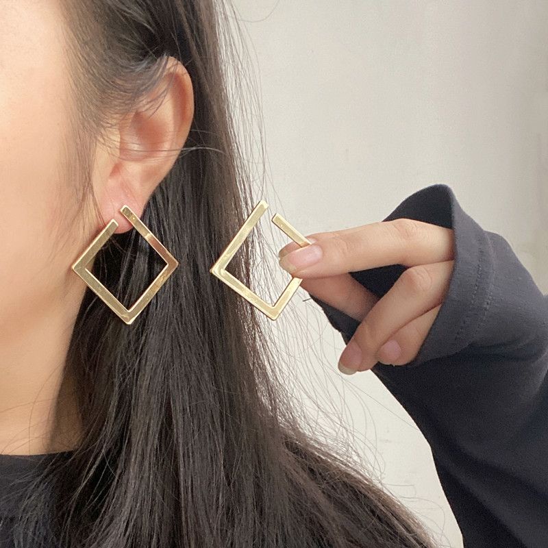 Bông tai hoa tai tứ giác mạ vàng phong cách Châu Âu cá tính