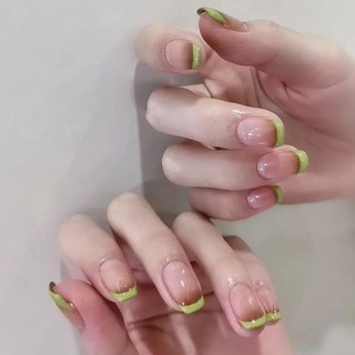 Hộp 24 móng tay giả màu xanh lá gradient phong cách pháp r748
