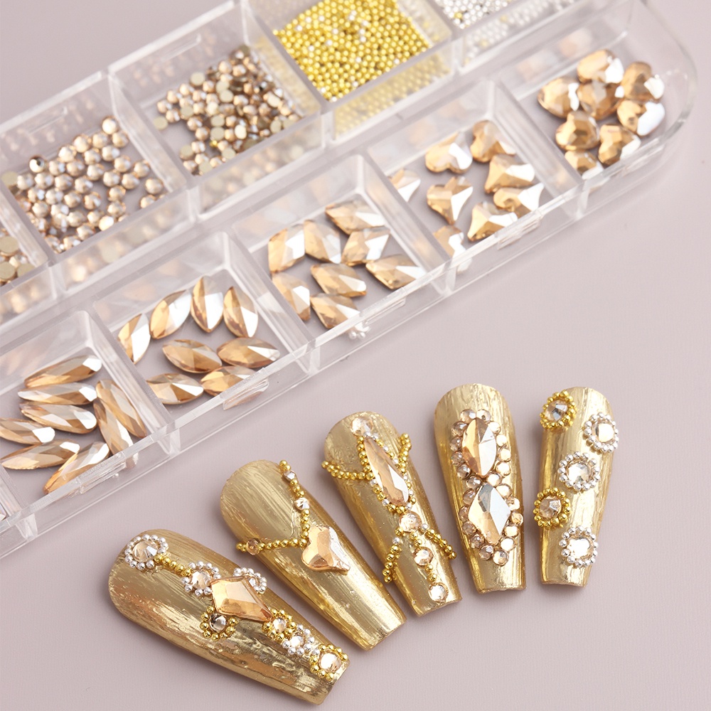 Đá Pha Lê 3D Hình Trái Tim Sang Trọng Dùng Trang Trí Móng Tay