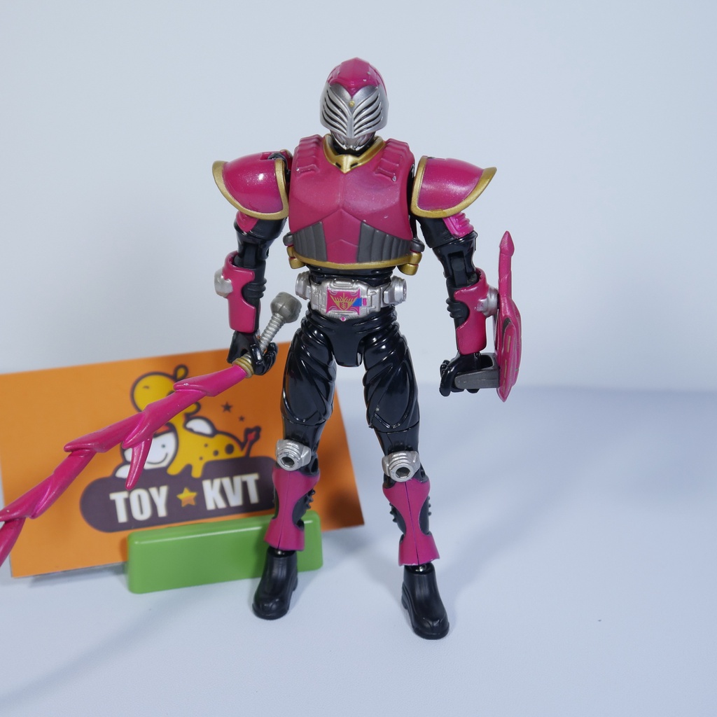 Mô Hình Kamen Rider SHS Raia Ryuki Chogokin Giáp Kim Loại
