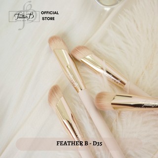 Cọ che khuyết điểm đầu vát Feather B D35 Makeup Brush