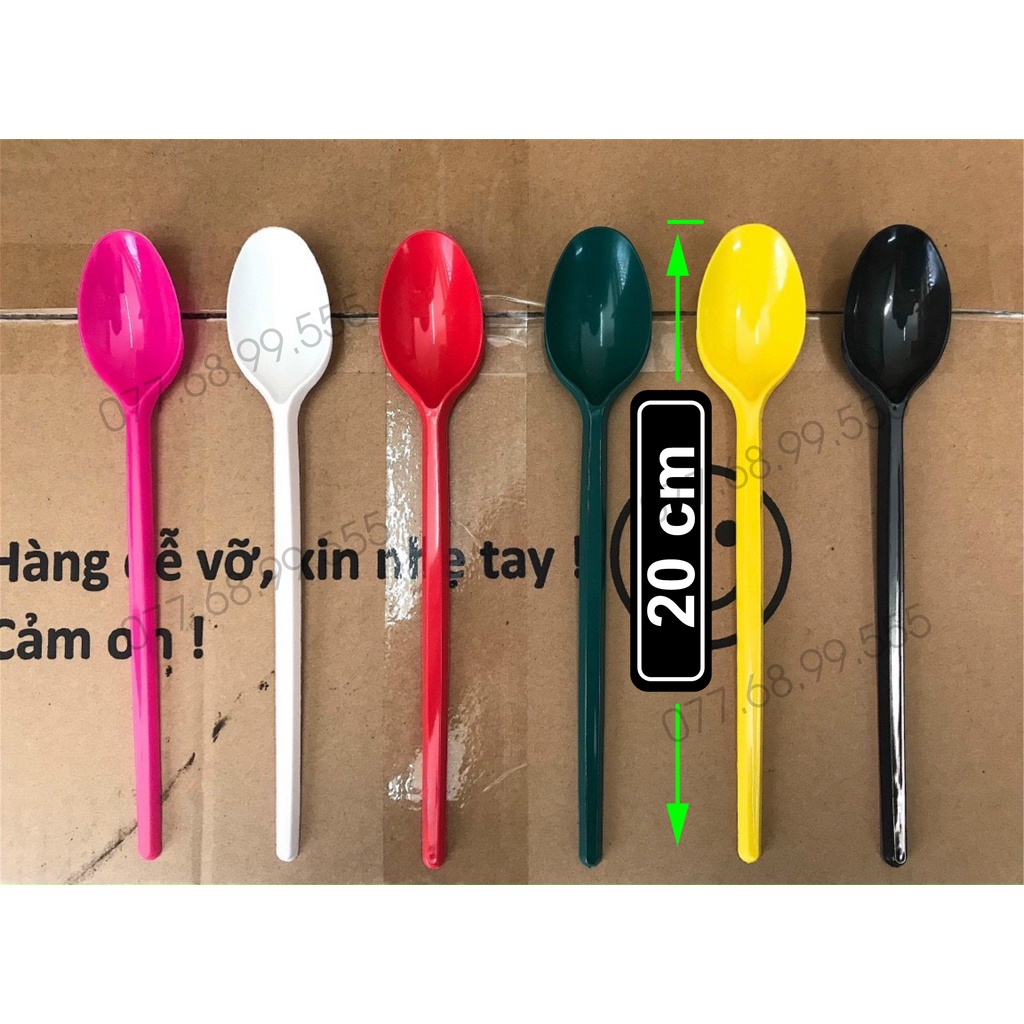 100 muỗng nhựa dài 20cm (200mm) cho ly trà sữa 700, ly 1L, muỗng nhựa trà sữa 20cm màu hồng, đỏ, vàng, lá, đen, trắng.