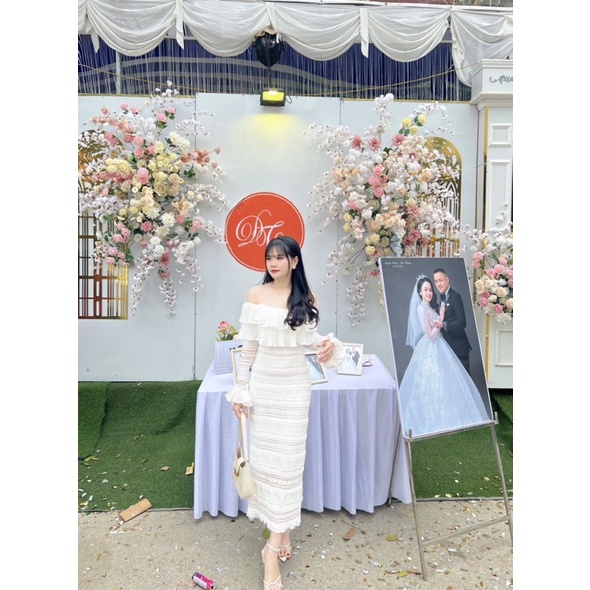 Váy body ren bèo trễ vai dáng dài