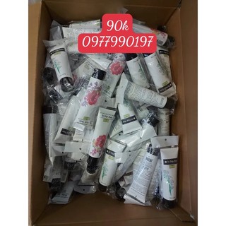 Sữa rửa mặt tứ diệp thảo