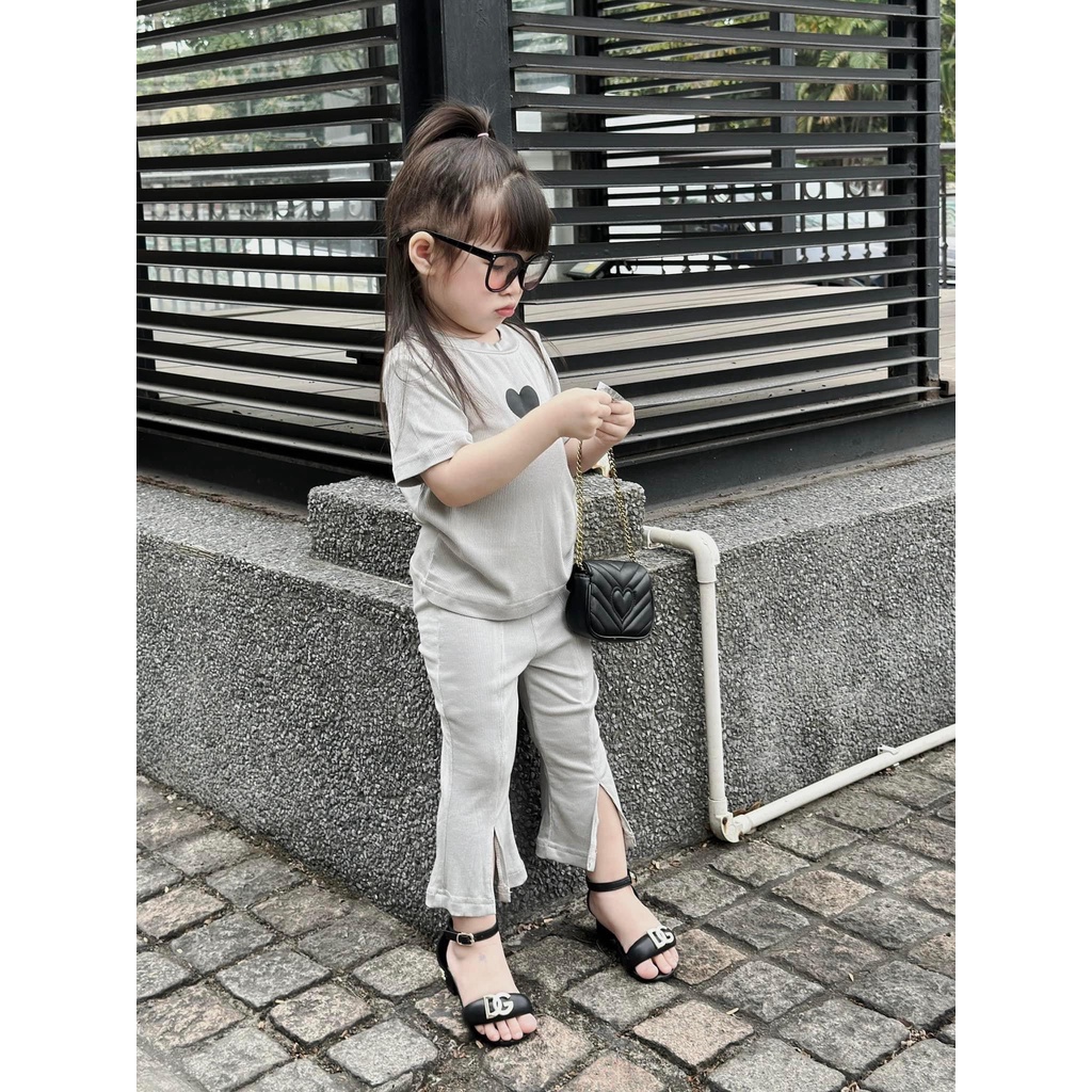 Set Tim Cực Xinh Ống Loe Điệu Đà Cho Bé