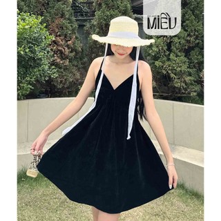 Đầm 2 dây Izzy hở vai Miều Est.2013