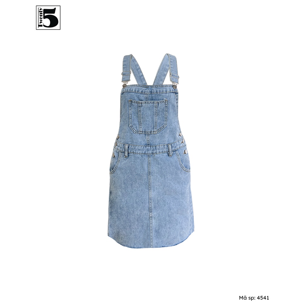 Chân váy yếm jeans dáng ngắn cúc cài hông gấu cắt tua rua Twentyfive 4541