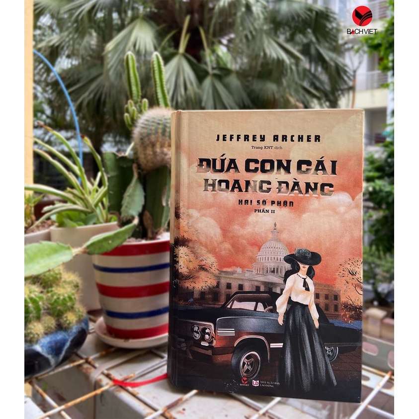 Sách - Đứa con gái hoang đàng