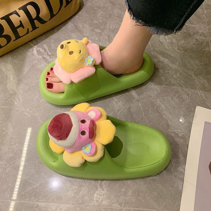 Dép gấu dâu dép bánh mì Dép lê dép quai ngang chống trượt đế dày nữ