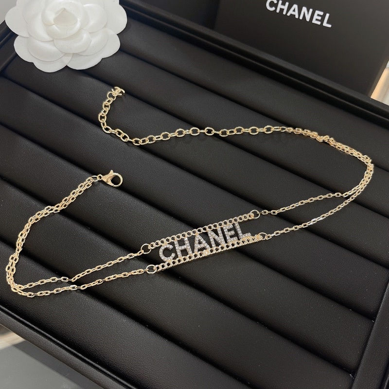 Dây chuyền choker nữ sang trọng