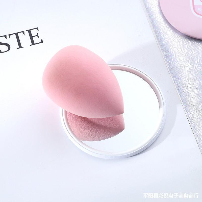 Gương trang điểm hình tròn có đường kính khoảng 7cm