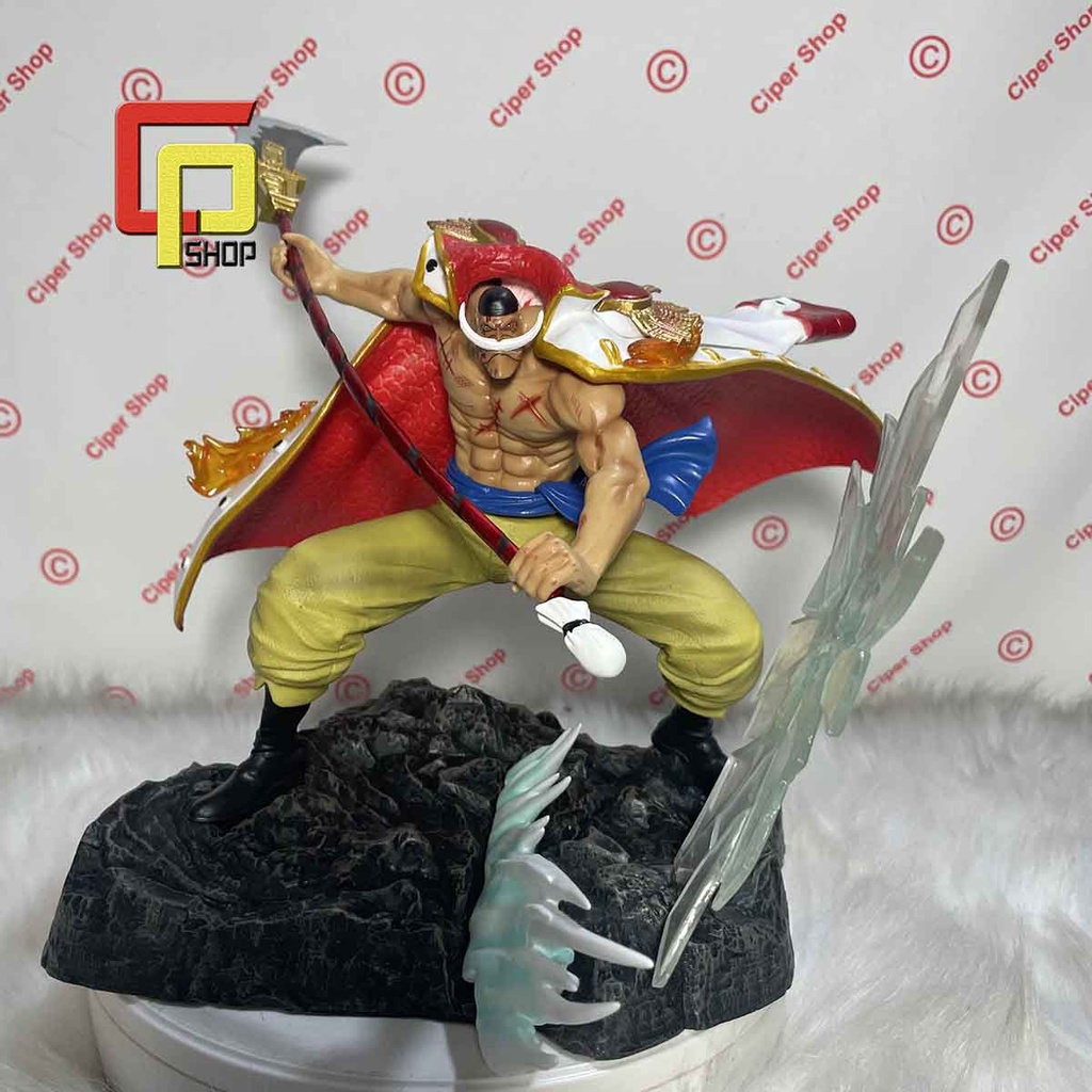 Mô hình Bố Già Râu Trắng - Akainu GK - Figure Newgate One Piece