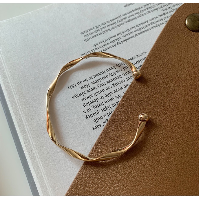 Vòng tay nam nữ đơn giản hai màu thanh lịch nhẹ nhàng công sở đi học