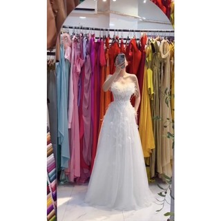 Đầm váy dạ hội cúp lưới kết lá lông vũ