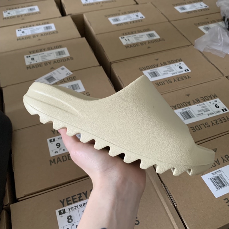 Dép Yz Slide Bản vân nhám Tặng Kèm Tất