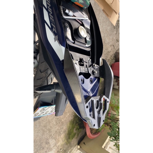 Cảng sau Winner X, Winner V2, Winner 2021 mẫu Rocket thay thế tay dắt zin nhôm đúc cao cấp