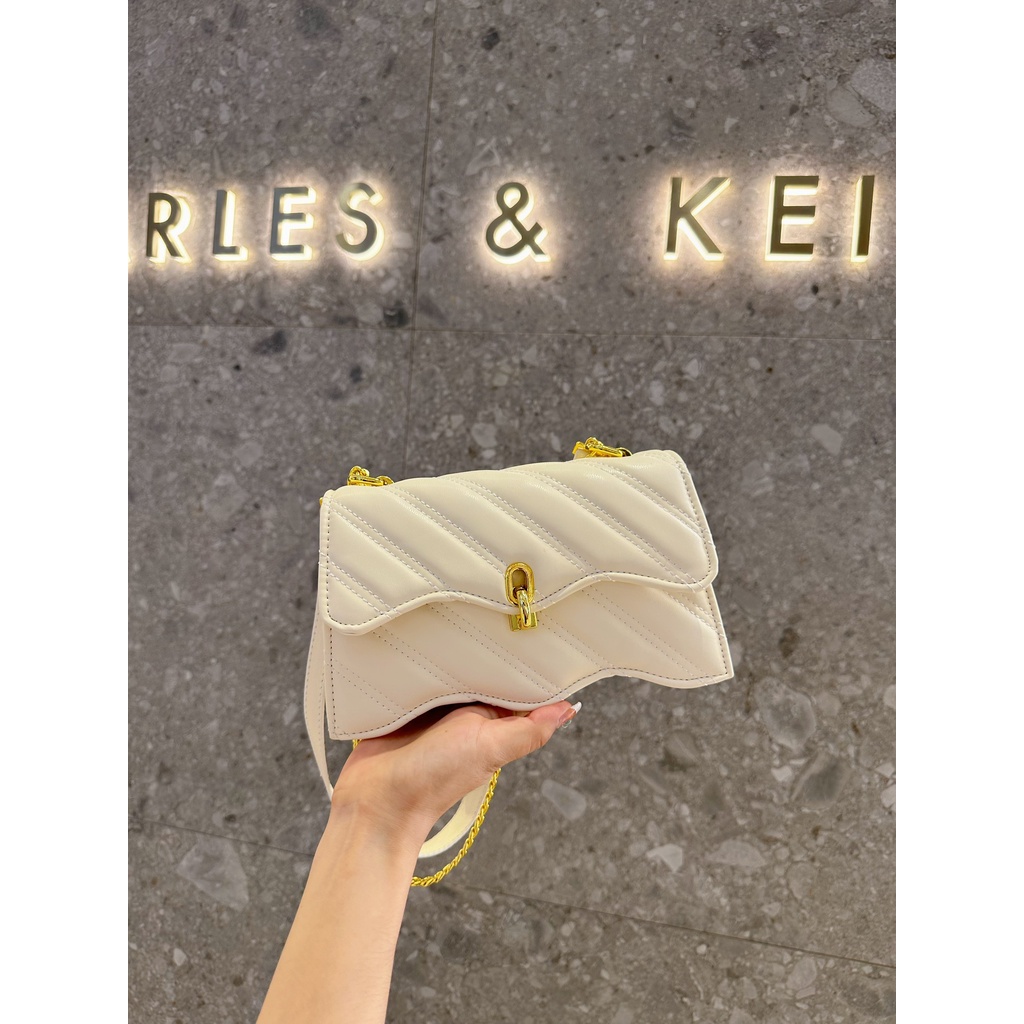 Túi xách CNK thêu sóng khoá móc- kẹp nách, đeo chéo Sz 22cm mẫu mới nhất 2023