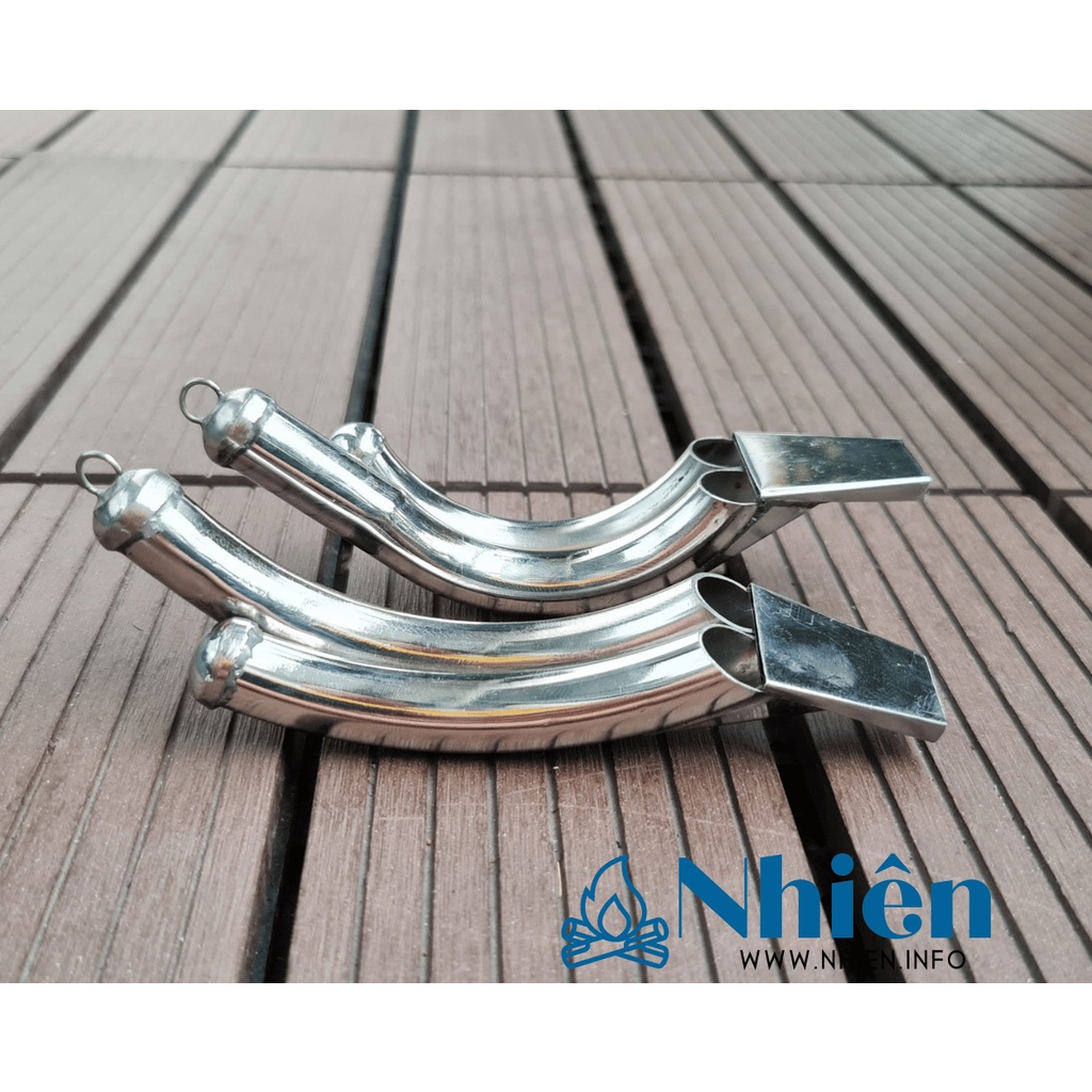 Còi cong cỡ trung