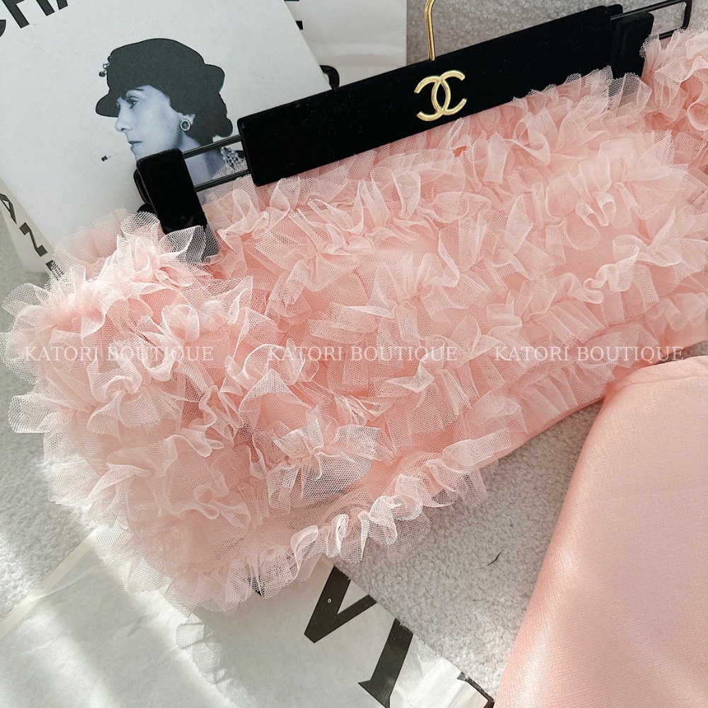Set Crop Hồng Lông Vũ + Chân Váy