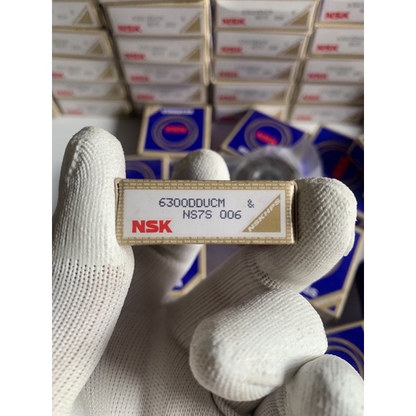 Vòng bi bạc đạn Nhật NSK 6300 DUCM nhập khẩu, sử dụng cho động cơ tua lớn, chịu tải nặng