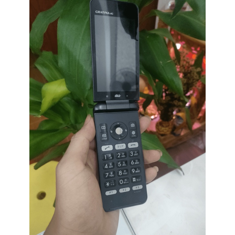 Điện thoại Kyocera Gratina 4G KYF31