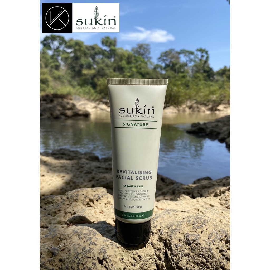 (DATE 01/2025) Sukin Tẩy tế bào chết mặt dạng hạt cho da nhạy cảm Revitalising Facial Scrub 125ml