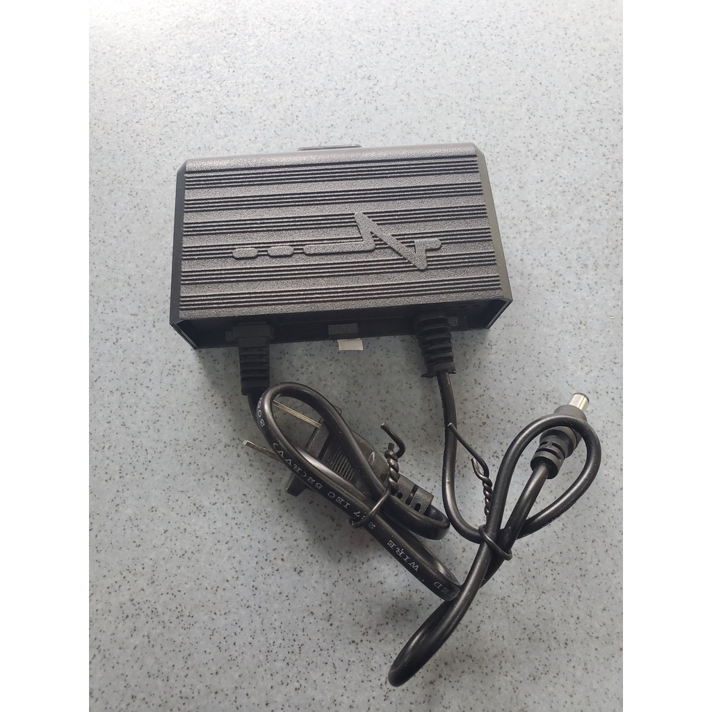 ADAPTOR 2 dầu dây mạch loại tốt 12V 2A - 50/60Hz dùng cho camera, adaptor camera linh kiện tốt