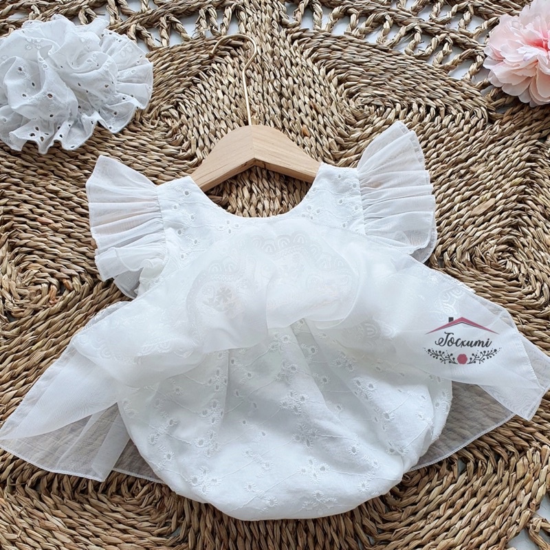 Body váy ren trắng thiên thần cánh tiên nơ lưng lưới cao cấp - Tocxumi