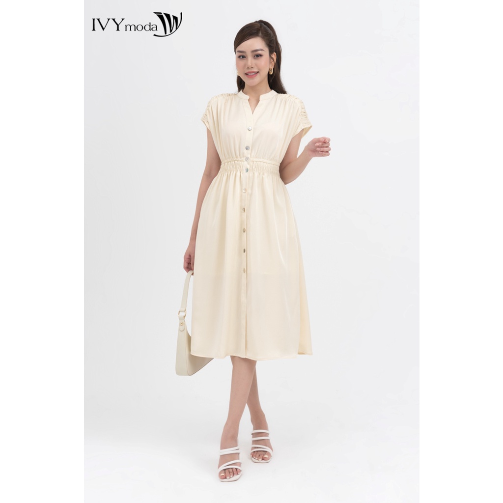 Đầm lụa xòe phối khuy nữ IVY moda MS 48M8256