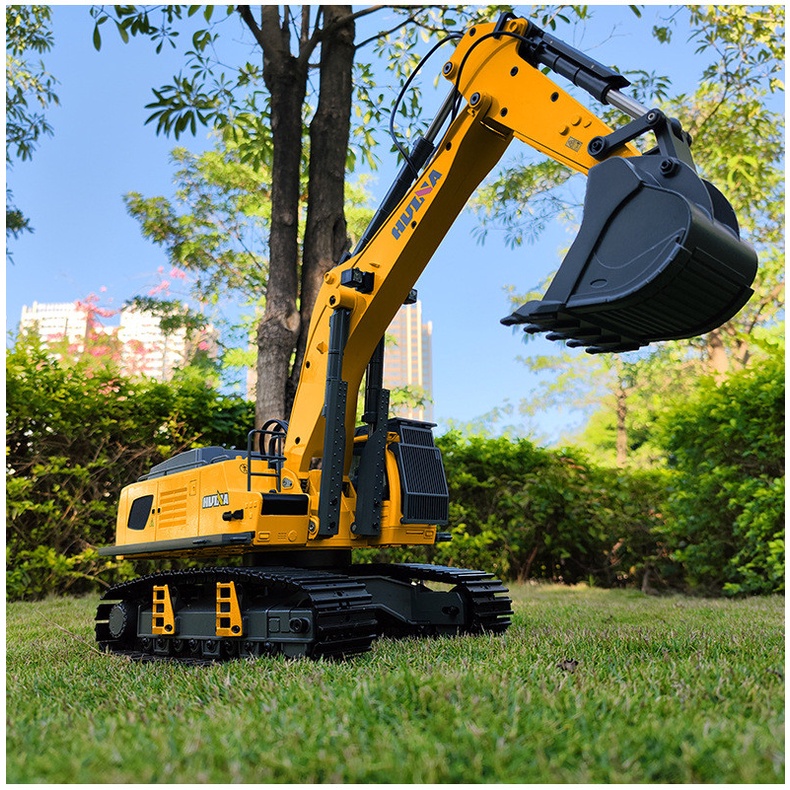 XE XÚC TRỤC VÍT PHUN KIM LOẠI HUINA 1599 HẠNG NẶNG