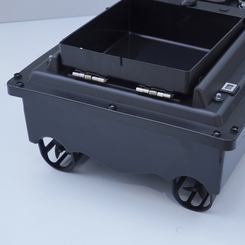 Thuyền xả mồi câu cá