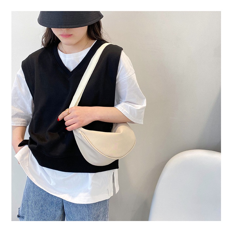 Túi đeo chéo nữ, túi bao tử chống thấm nước màu