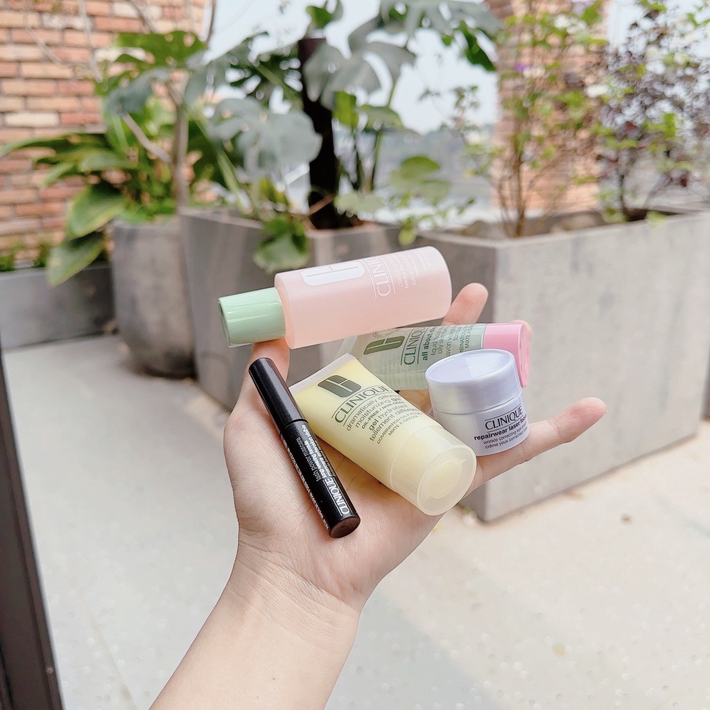 Set mỹ phẩm mini Clinique 5 món
