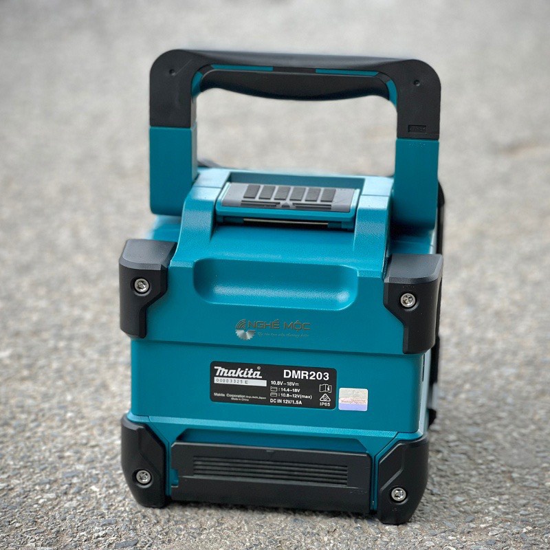 Loa công trường dùng pin 18/14.4/12Vmax/AC Makita DMR203