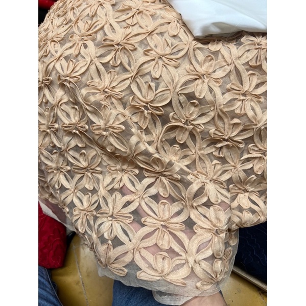 -Ren lưới hoa nổi có 5 màu