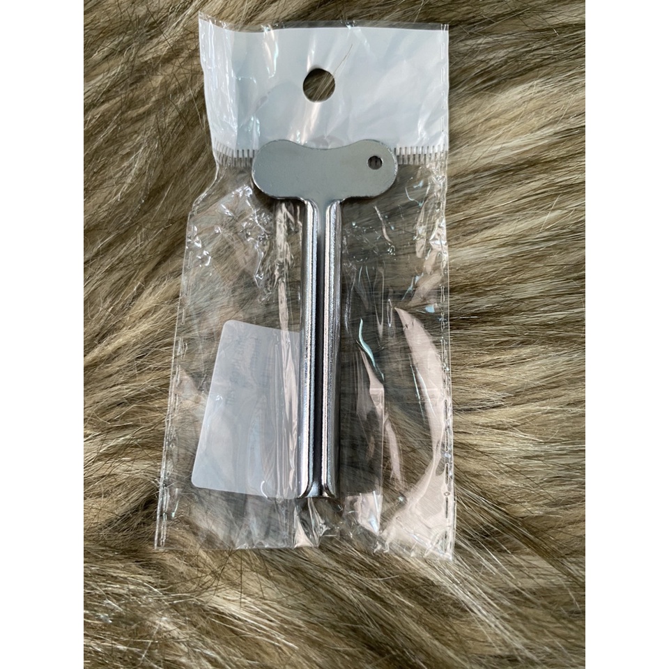 Dụng cụ nặn thuốc nhuộm tóc (khóa nhuộm)