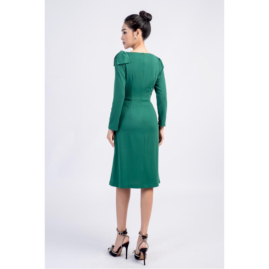 Đầm dáng A, dài tay đính nơ TT MMOutfit DA0722523